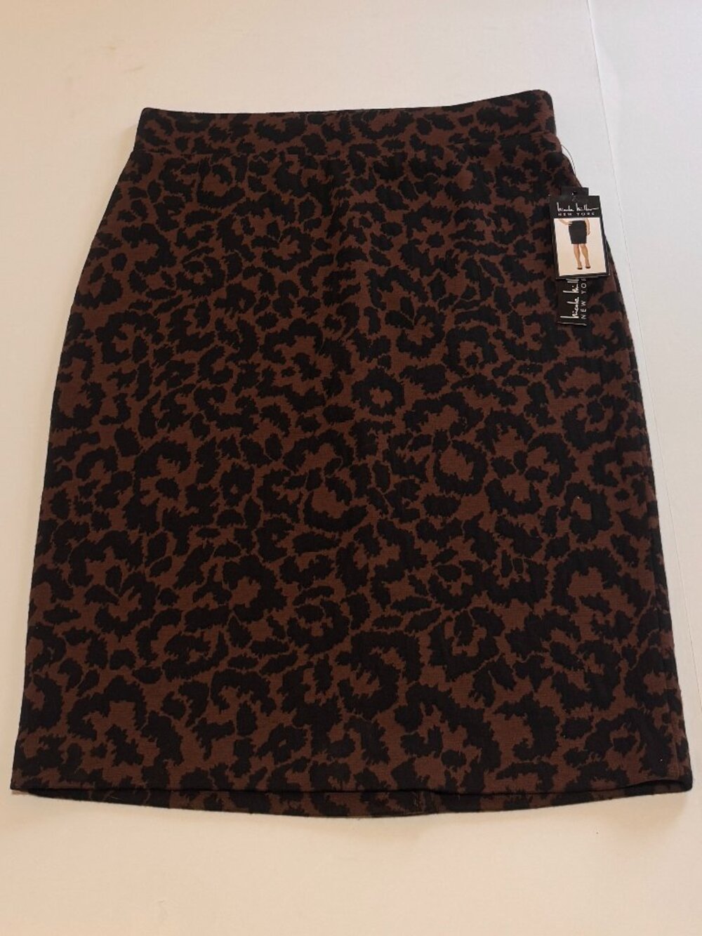 Nicole Miller New York Leopard Print Pencil Skirt NWT Brown Black Size Small